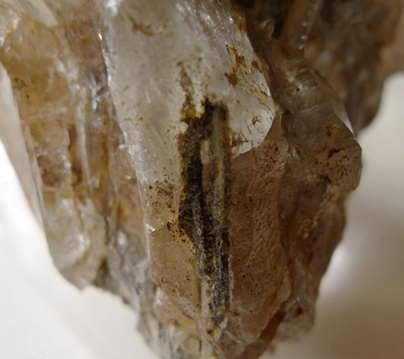 ヒマラヤ水晶原石特殊内包物041 幻のカイヤナイトインクォーツ（カイヤ